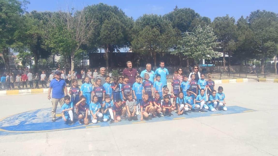 Mendil Kapmaca Turnuvasında 23 Nisan İlkokulu'na Misafir Olduk